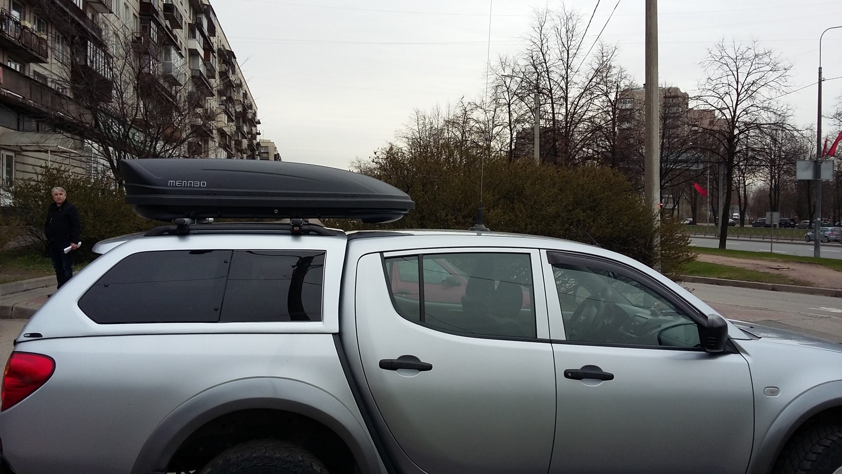 Автомобильный бокс на крышу автомобиля своими руками Автомобильный бокс на крышу автомобиля своими руками